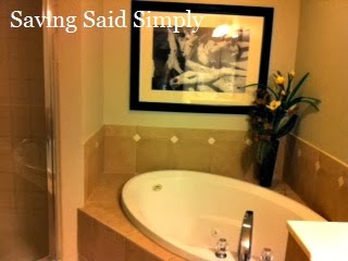 Holiday Inn Orange Lake bath tub