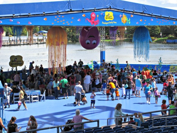 Seaworld Halloween party
