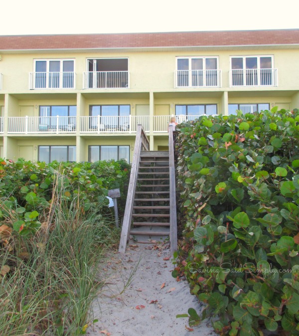 Oceanfront beach hotel Indiatlantic
