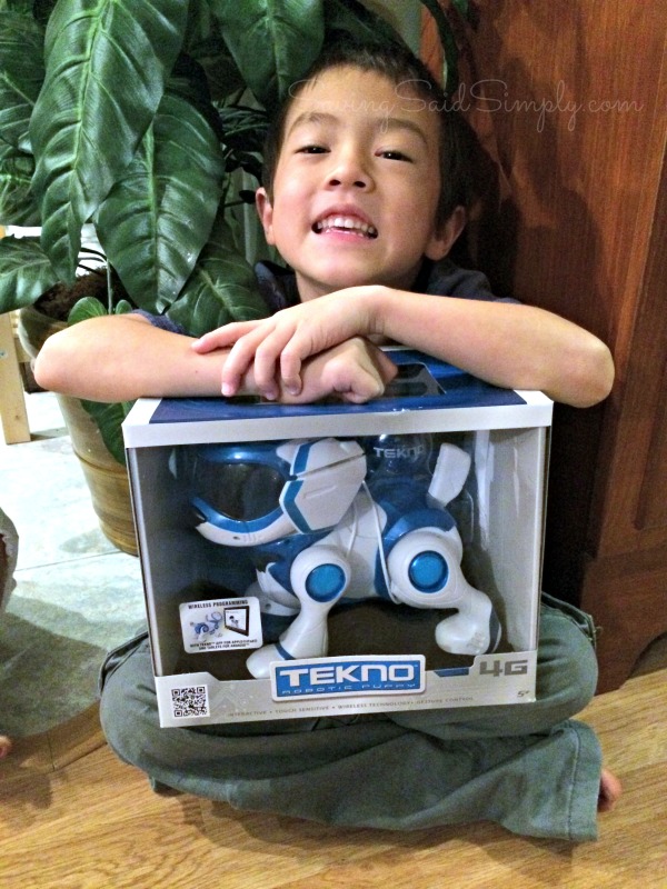 One step ahead Tekno robotic puppy review Robotic dog toy