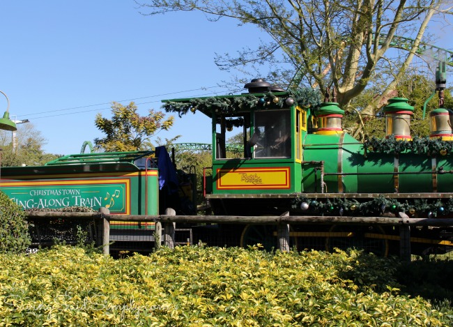 Busch gardens Christmas train