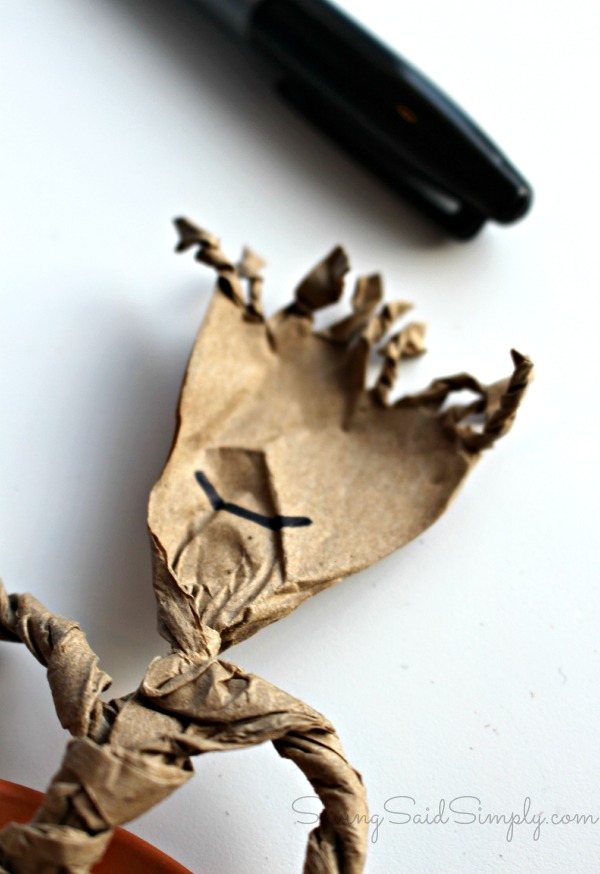 Groot craft steps