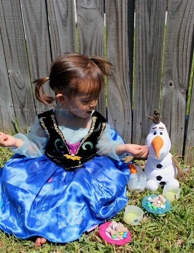 Frozen fever inspired chex mix recipe Easy frozen party snack