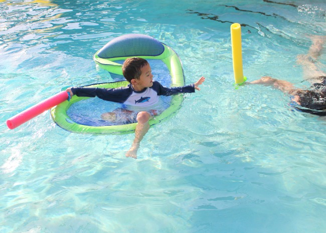 Canoodle pool noodle