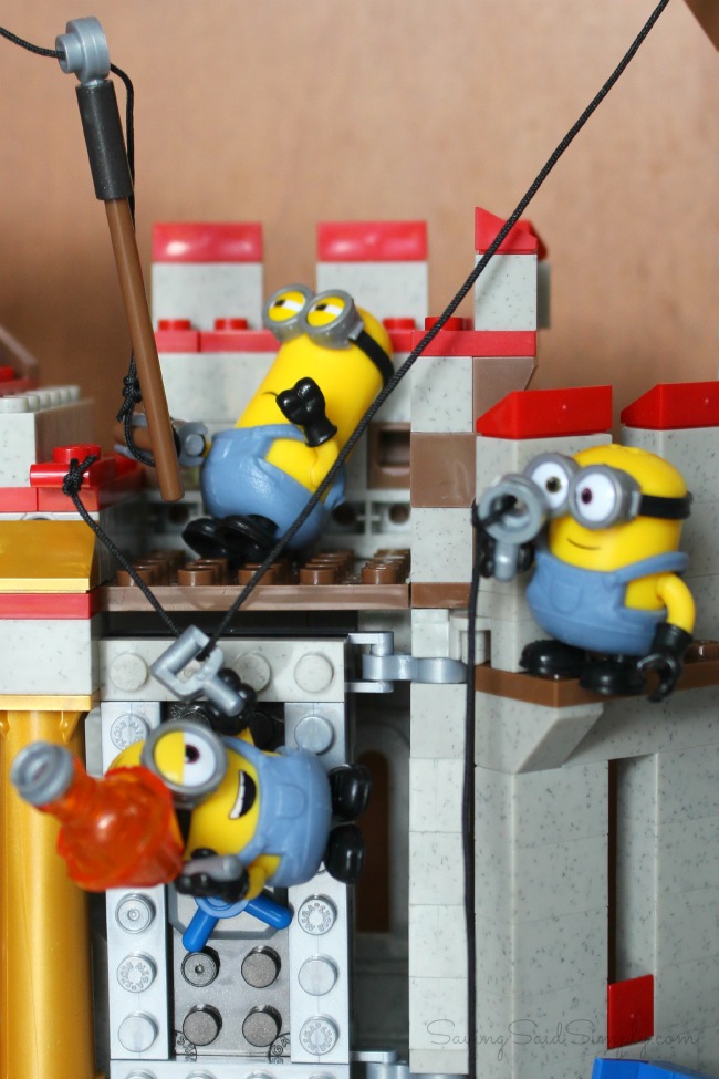 mega bloks minions castle