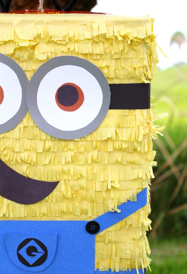 Minion pinata diy