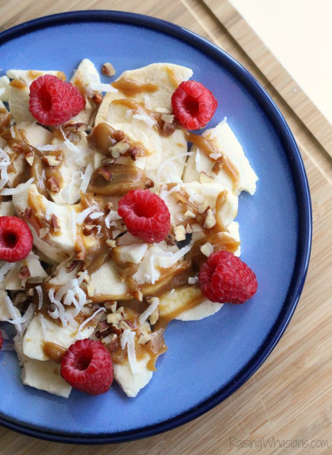 Apple nachos recipe Apple Chip Nachos Recipe | Power Your Lunchbox Pledge - a healthy twist on a classic munchie is perfect for an after school snack. Gluten free, dairy free #Recipe #GlutenFree #DairyFree #HealthyRecipe #Snack