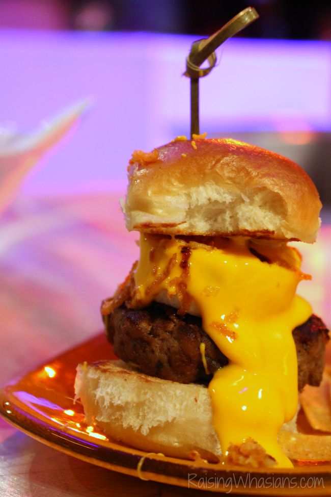 2015 Rockin burger block party Epcot