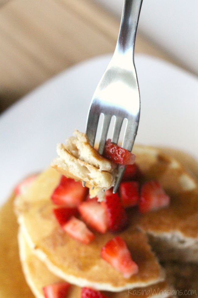 Easy Apple Cider Syrup Recipe + Krusteaz Giveaway | Celebrate National Breakfast Month & Breakfast Night with this easy apple cider syrup recipe, in minutes #Breakfast #Recipe #EasyRecipe #BreakfastRecipe