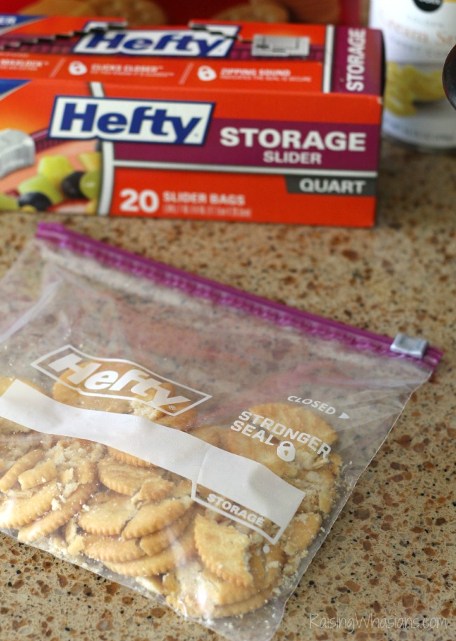 Crockpot corn casserole recipe Thanksgiving prep tips Hefty storage bags review Make ahead corn casserole Crockpot Corn Casserole Recipe + Thanksgiving Prep Tips | Make ahead easy crock pot corn casserole recipe + Thanksgiving prep tips for easy meal planning - This slow cooker corn casserole recipe is perfect as a time saving dish for any occasion - #Recipe #SlowCookerRecipe #MealPlanning