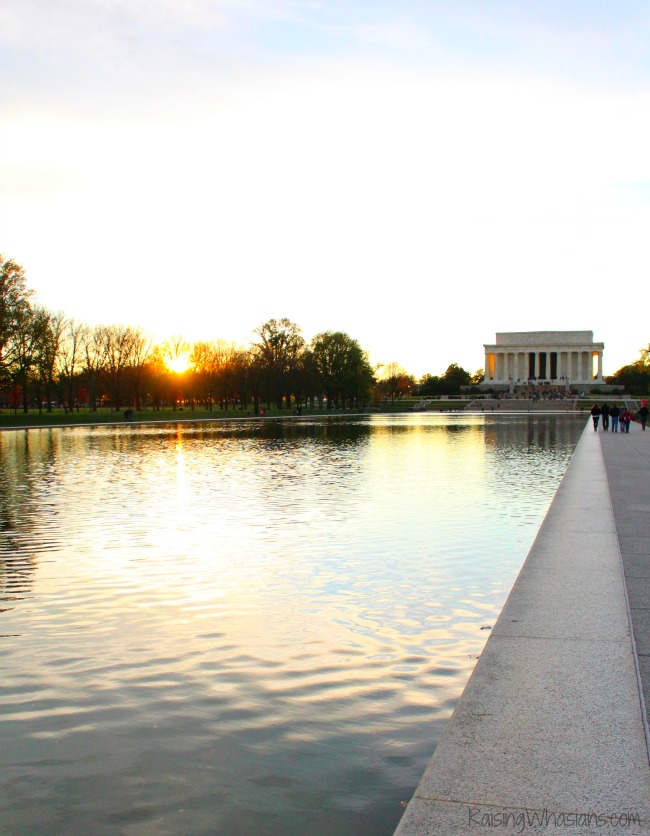 Lincoln memorial sunset