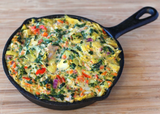 Light Spinach and Artichoke Dip Recipe + Naturally Fresh Dressings Giveaway | A delicious and light spinach & artichoke dip that's easy, vegetarian too #Recipe #Appetizers