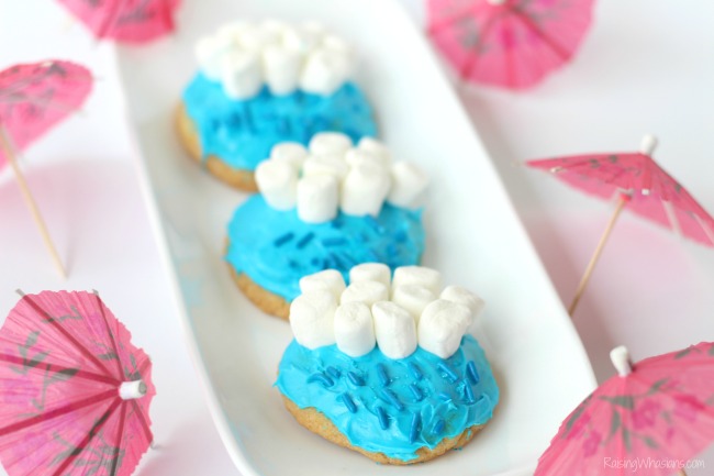 Fun kids cookies idea Gluten Free April Showers Cookies Recipe | Celebrate a rainy day with these adorable and easy to make gluten free sugar cookies! FUN hands on kids activity #GlutenFree #Recipe #Dessert