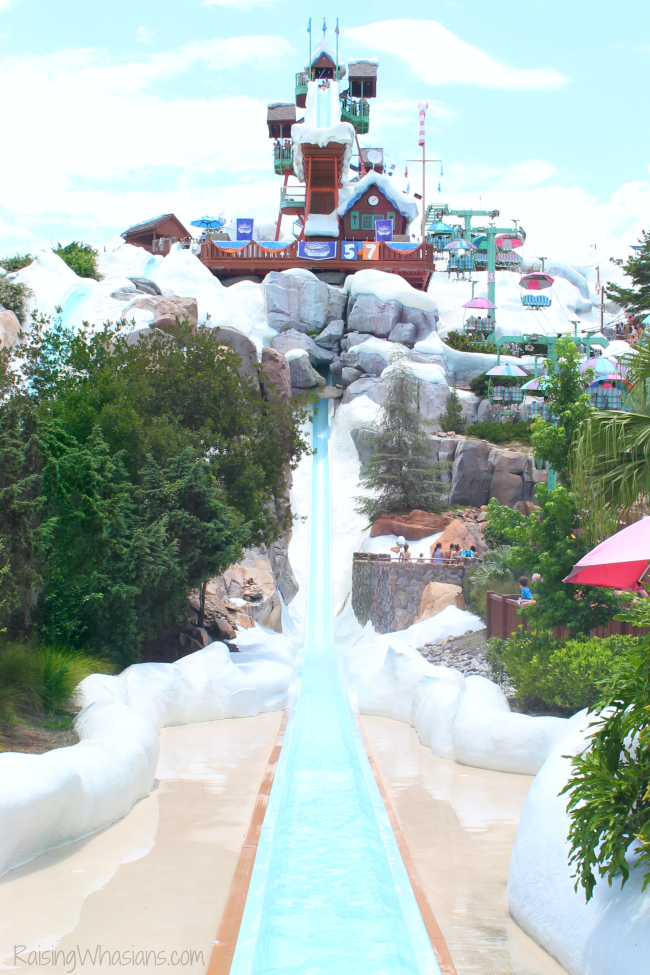 Great Orlando Water Parks, Pools, and Splash Pads to Cool Off