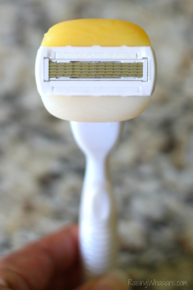 Lemon Berry Sugar Scrub + Tips for a Perfect Shave Venus razor tips
