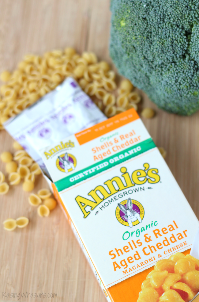 Annie's homegrown review macaroni and cheese Easy Pumpkin Mac N Cheese Cups | Kid-friendly macaroni and cheese cups for fall, in the shape of a pumpkin! Perfect organic side dish, easy to make #Recipe #KidsRecipe