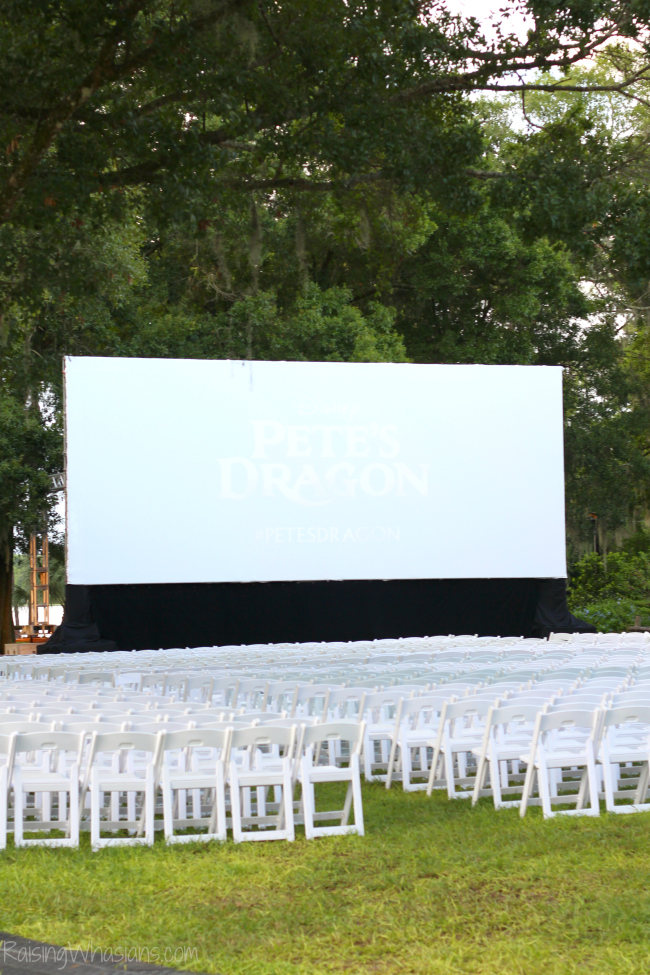 Disney parks blog meetup Pete's dragon
