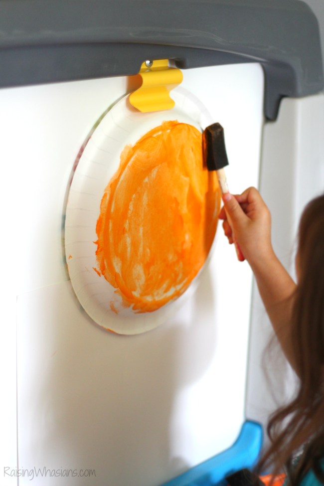 Easy pumpkin paper plate craft
