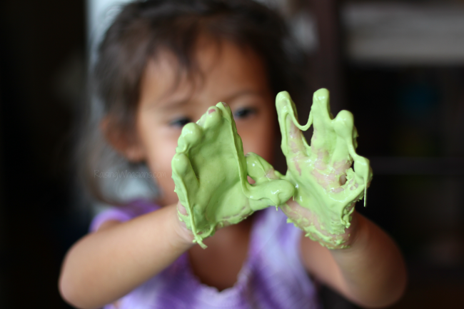 Allergy-Friendly Edible Slime for Toddlers | Only 3 everyday home ingredients are needed for a fun kids activity - perfect DIY slime for kids with allergies Easy slime recipe that works for toddlers. This non-toxic slime is a borax free slime recipe you don't want to miss. #SlimeRecipe #DIY #STEM #Preschool #Slime