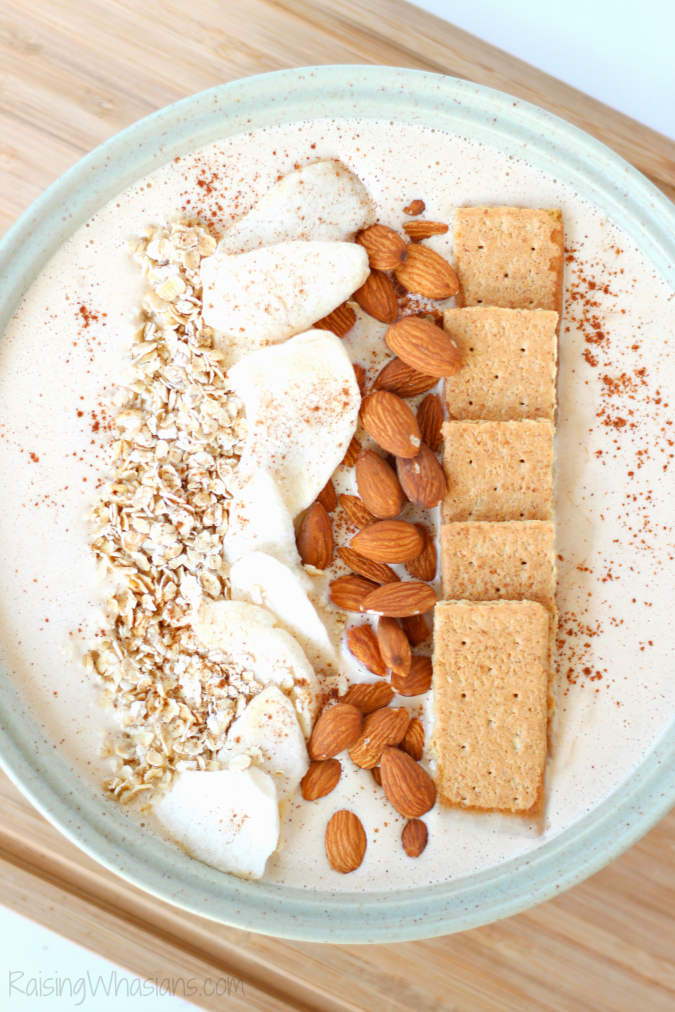 Peanut Butter Apple Pie Smoothie Bowl Peanut Butter Apple Pie Smoothie Bowl | Enjoy apple pie for breakfast with this delicious and easy fall inspired smoothie bowl recipe #Recipe #Breakfast #SmoothieRecipe