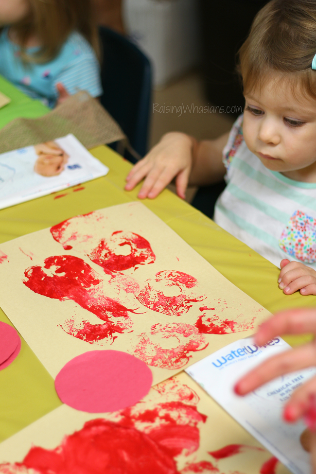 Apple Playdate Ideas for Preschoolers Fall apple party