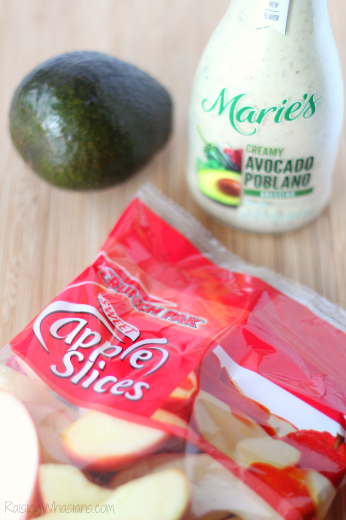 5-Minute Sweet and Spicy Chicken Salad - RaisingWhasians.com 5-Minute Sweet and Spicy Chicken Salad | Fresh Avocado, Apples and a spicy dressing make this chicken salad recipe delicious in under 5-minutes #Recipe #Salad #Appetizer