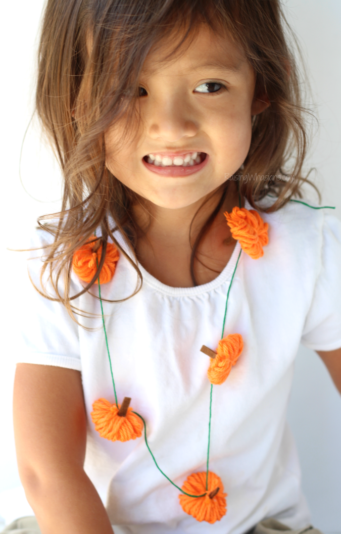 Yarn pumpkin necklace craft
