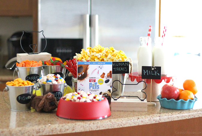 Secret life of pets party The Secret Life of Pets Puppy Chow & Family Movie Night Ideas | Make an easy The Secret Life of Pets inspired snack + ideas for a pet inspired movie party #PartyPlanning #Recipe 