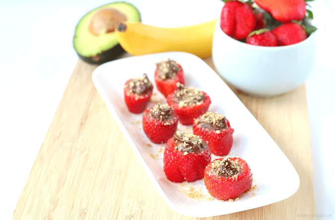 Skinny strawberry dessert for kids Kid approved strawberry snack idea Skinny Chocolate Stuffed Strawberries | An easy & healthy dessert that's kid-approved! Lower sugar and lower calories + a "Secret" avocado ingredient for a no-guilt treat! #HealthySnack #Recipe #HealthyRecipes #kidsSnacks