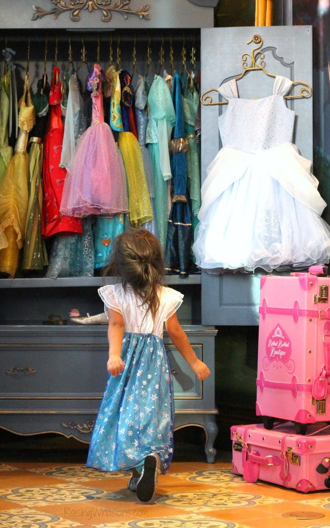 10 Bibbidi Bobbidi Boutique Tips for Princess Perfect Memories - Raising Whasians Bibbidi bobbidi boutique disney springs tips