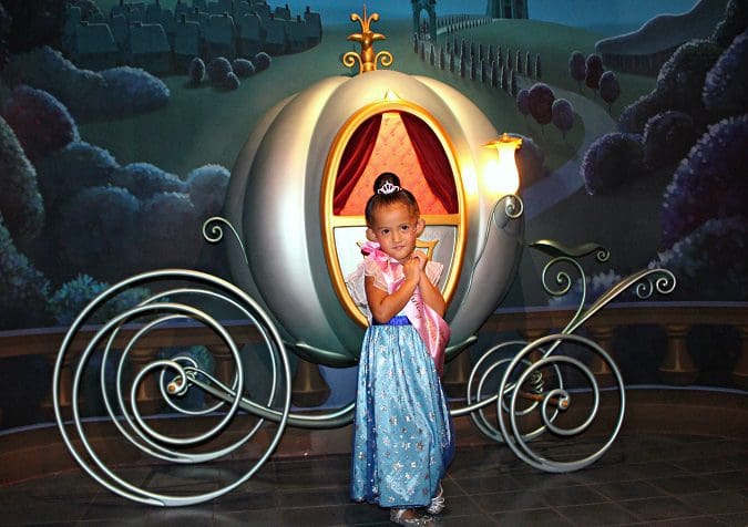 10 Bibbidi Bobbidi Boutique Tips for Princess Perfect Memories - Raising Whasians Bibbidi bobbidi boutique tips disney springs