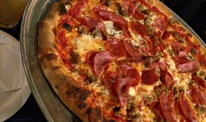 Best Chicago pizza tour