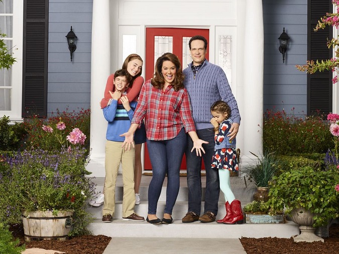 Katy Mixon Interview | Why America Loves American Housewife - Raising Whasians Exclusive American housewife interview Katy Mixon