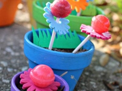 DIY spring garden for kids