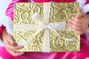 Ways families can give back this holiday season