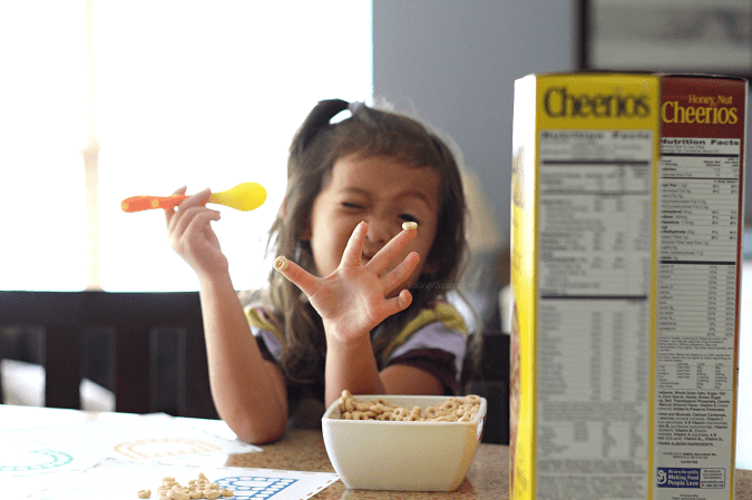 Cheerios preschool activities Help your child master Pre-K with these FREE Printable ABC Worksheets for Preschoolers. Learning the ABCs is much more fun with Do a Dot Cheerios - Hands-on learning for preschoolers with this kids activity - Don't miss this learning activity for preschoolers to learn their letters. Amazing early reading skill development - #KidsActivities #FreePrintable #homeschool #Preschool #EarlyLearning