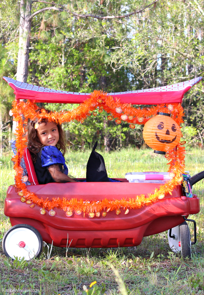 DIY Halloween wagon