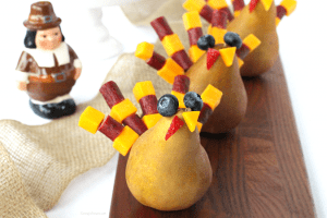 Festive Thanksgiving snack that kids will gobble up