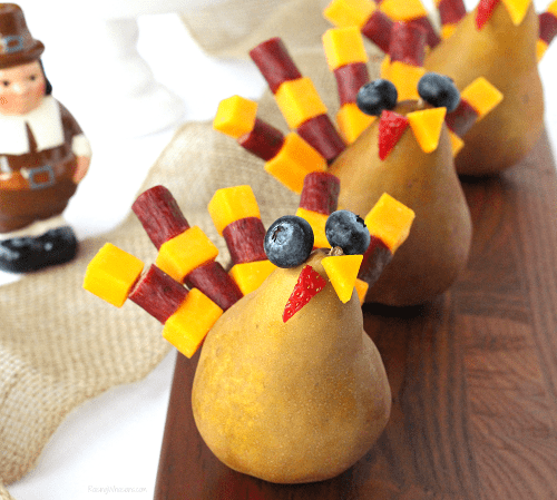 Festive Thanksgiving snack that kids will gobble up
