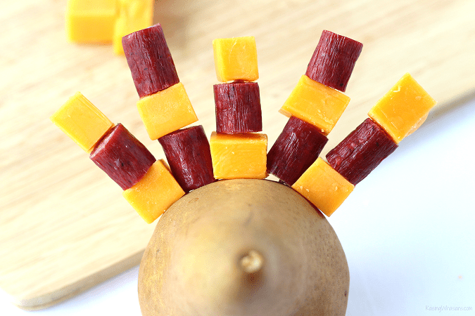 Festive Thanksgiving Snack That Kids Will Gobble Up - Raising Whasians Thanksgiving snack for kids