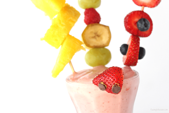 "Fabulous" Lightning McQueen Smoothie to Celebrate Cars 3 on Blu-Ray - Raising Whasians Celebrate Cars 3 on Blu-Ray with this FABULOUS Lightning McQueen Smoothie | Perfect Disney Cars party drink, healthy kids snack idea #Smoothie #Recipe #Disney #partyplanning #movieparty