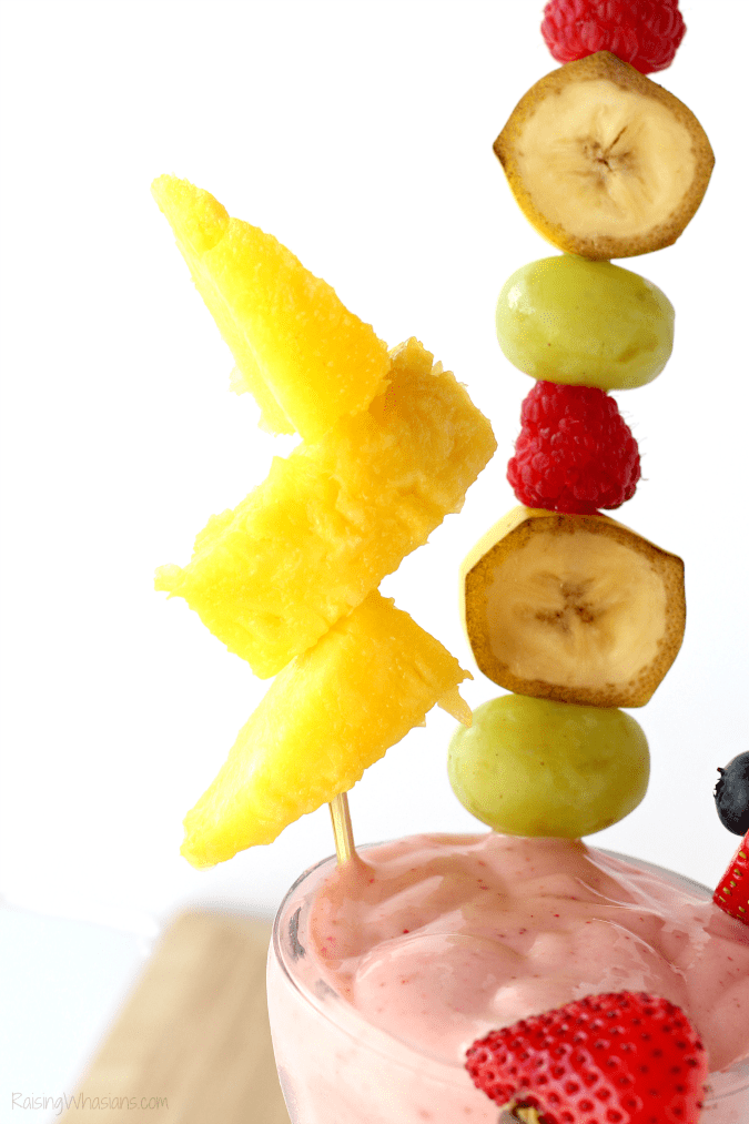 "Fabulous" Lightning McQueen Smoothie to Celebrate Cars 3 on Blu-Ray - Raising Whasians Celebrate Cars 3 on Blu-Ray with this FABULOUS Lightning McQueen Smoothie | Perfect Disney Cars party drink, healthy kids snack idea #Smoothie #Recipe #Disney #partyplanning #movieparty