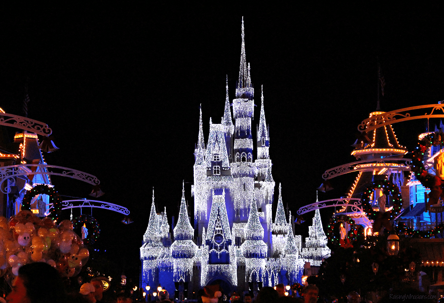 Best tips for a very merry family vacation