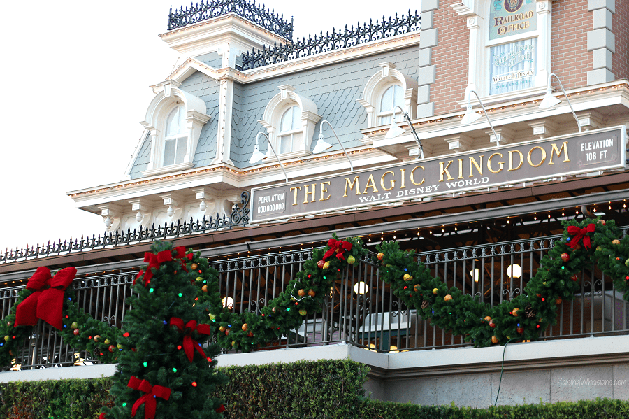 Mickeys very merry Christmas party vacation tips