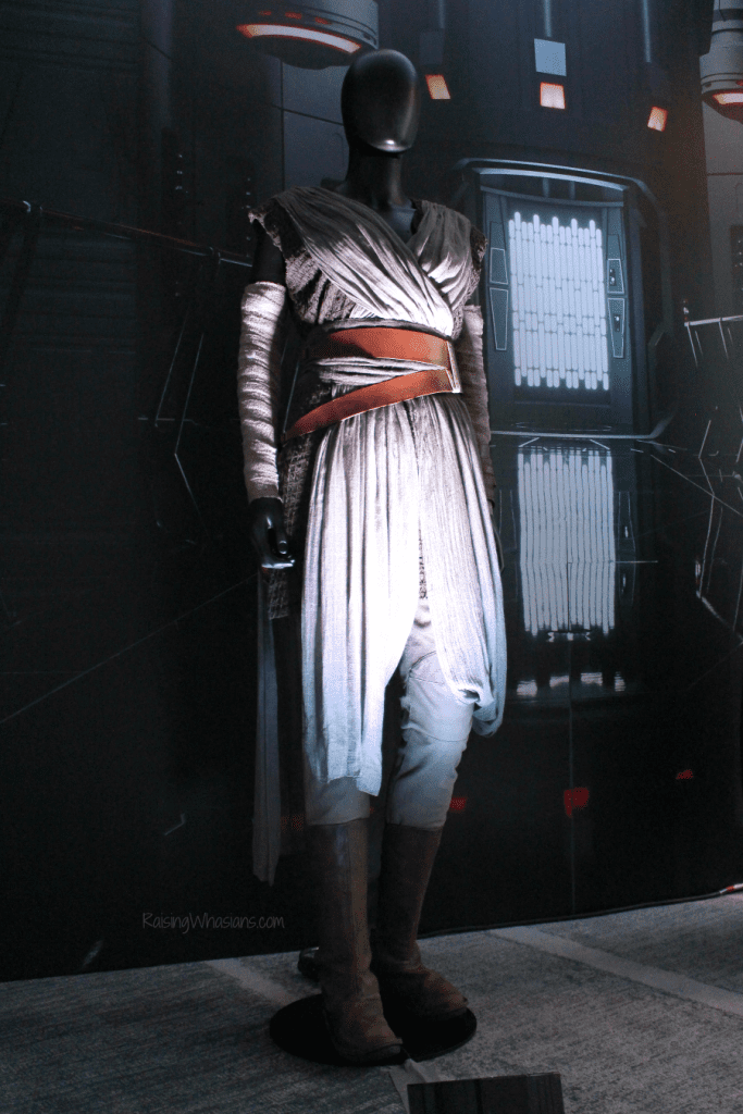 Rey costume the last jedi
