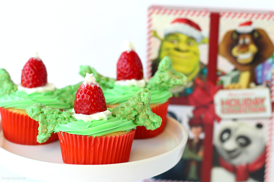 Shrek the halls cupcakes