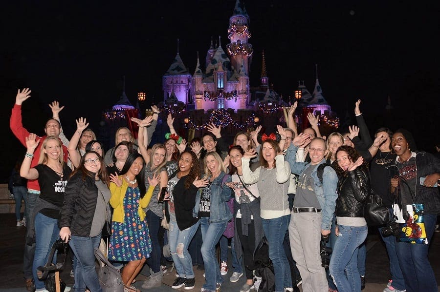 Disneyland Holidays Tips for the Disney World Lover - Raising Whasians #TheLastJediEvent Disneyland