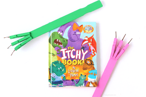 DIY back scratcher dinosaur craft