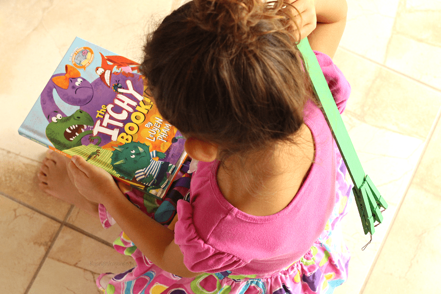 Dinosaur craft back scratcher