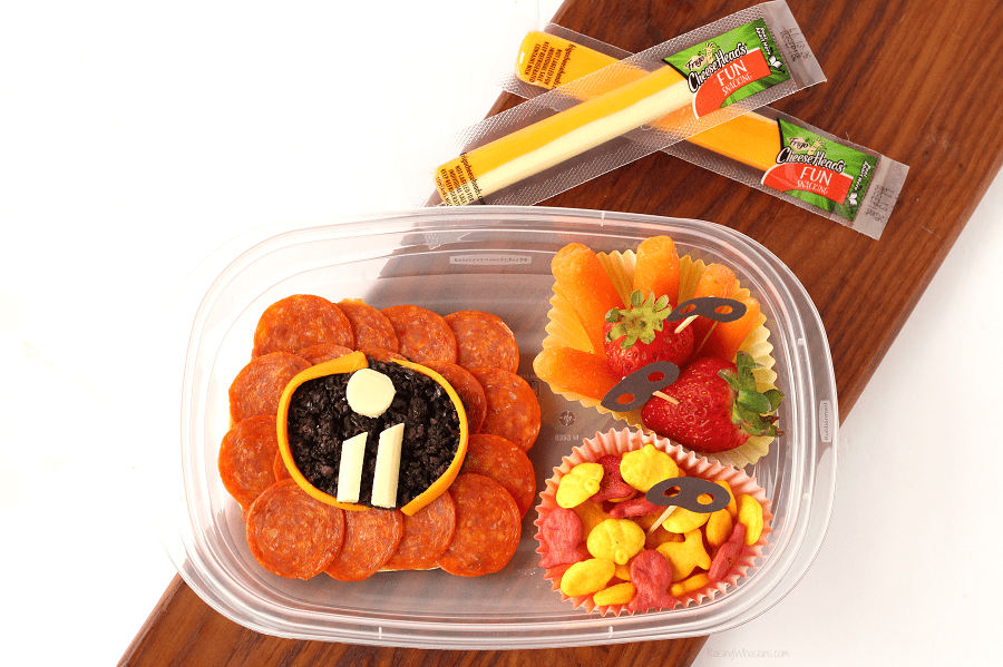 Easy incredibles 2 bento Easy Incredibles 2 Bento Box Idea + "Super" Cute Food Picks | Get ready for an incredible back-to-school w/ these fun Disney Pixar Incredibles 2 lunch ideas #Lunch #SchoolLunch #Recipe #BentoBox #IncrediblesTwo #Disney
